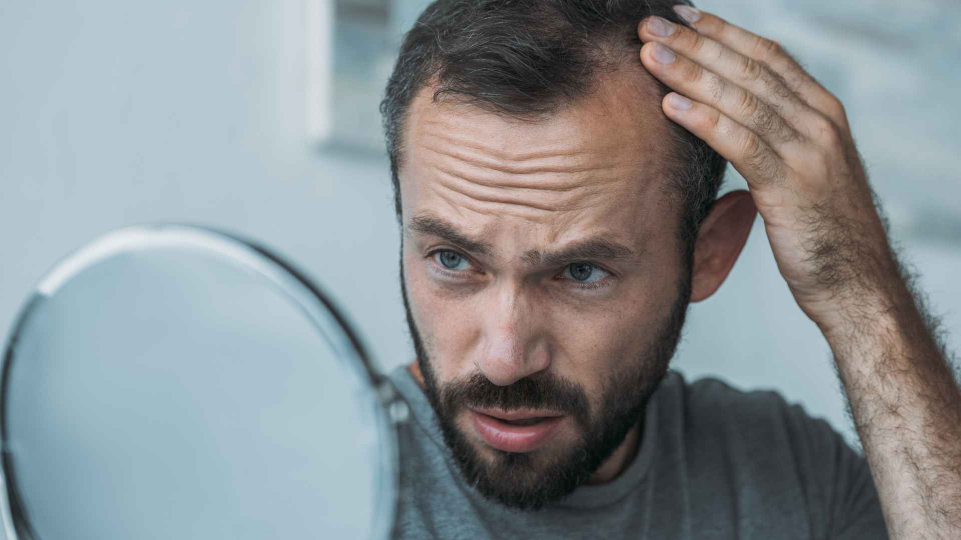 what vitamin deficiency causes hair loss