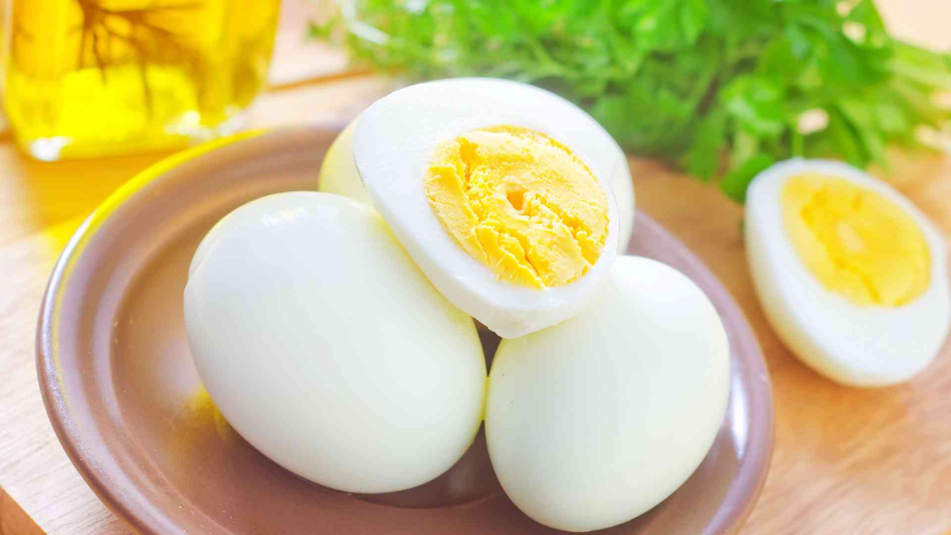 Can Eating Too Many Eggs Cause Hair Loss and Thinning?